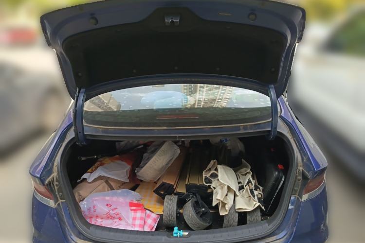 Used Hyundai Lafesta 2019 280TGDi Smart Speed Version China VI Standard Trunk