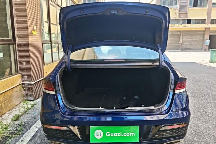 Used Hyundai Lafesta 2019 280TGDi Smart Speed Version China VI Standard Trunk