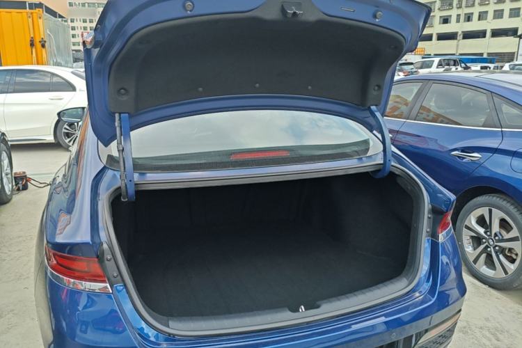 Used Hyundai Lafesta 2019 280TGDi Sport Edition China VI Trunk