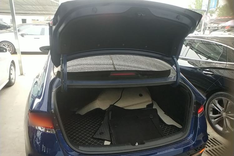Used Hyundai Lafesta 2019 280TGDi Smart Speed Version China VI Standard Trunk