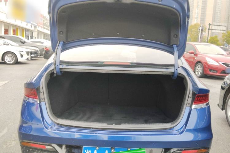Used Hyundai Lafesta 2019 280TGDi Smart Speed Version China VI Standard Trunk