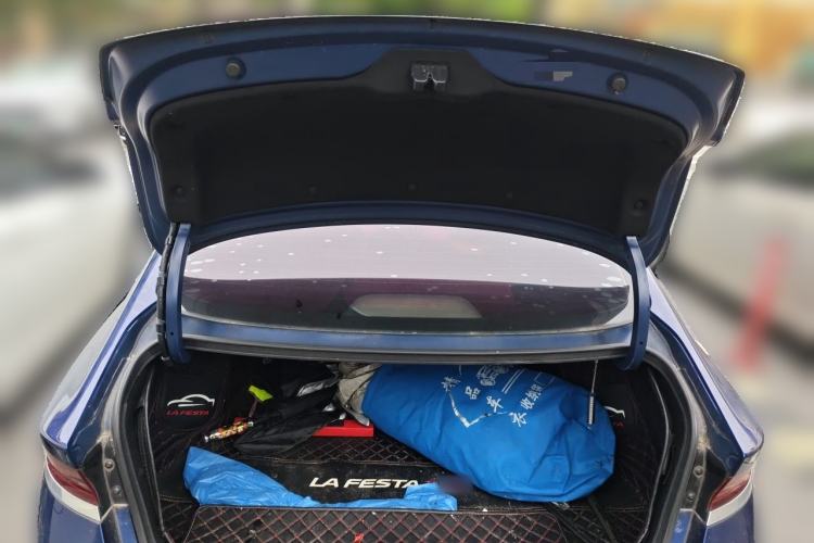 Used Hyundai Lafesta 2019 280TGDi Smart Speed Version China VI Standard Trunk