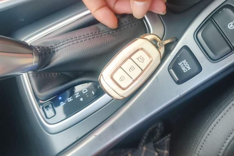 Used Hyundai Lafesta 2019 280TGDi Smart Speed Version China VI Standard Vehicle Key