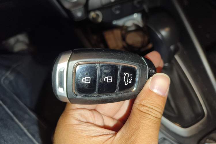 Used Hyundai Lafesta 2019 280TGDi Smart Speed Version China VI Standard Vehicle Key