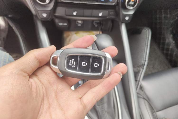 Used Hyundai Lafesta 2019 280TGDi Smart Edition China VI Standard Vehicle Key