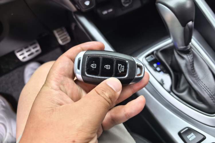 Used Hyundai Lafesta 2019 280TGDi Smart Speed Version China VI Standard Vehicle Key