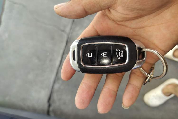 Used Hyundai Lafesta 2019 280TGDi Smart Speed Version China VI Standard Vehicle Key