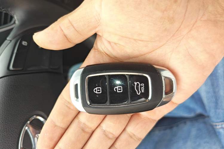 Used Hyundai Lafesta 2019 280TGDi Sport Edition China VI Vehicle Key