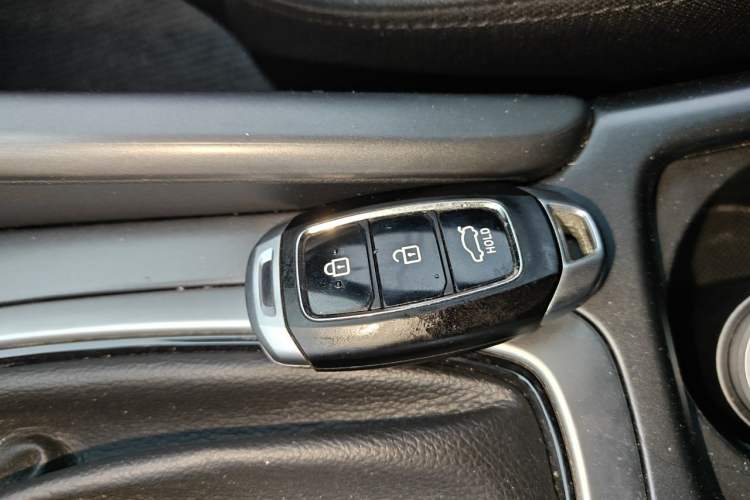 Used Hyundai Lafesta 2019 280TGDi Sport Edition China VI Vehicle Key