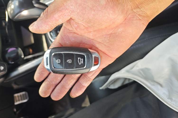 Used Hyundai Lafesta 2019 280TGDi Sport Edition China VI Vehicle Key