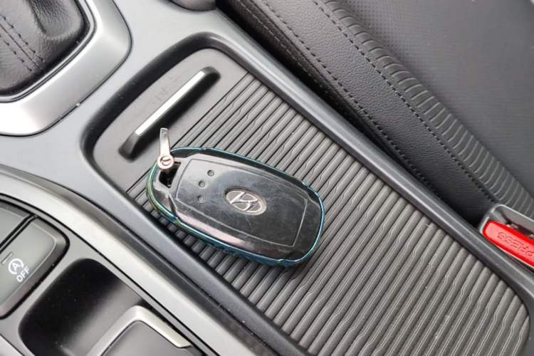 Used Hyundai Lafesta 2019 280TGDi Sport Edition China VI Vehicle Key
