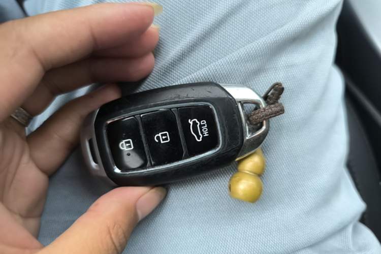 Used Hyundai Lafesta 2019 280TGDi Smart Speed Version China VI Standard Vehicle Key