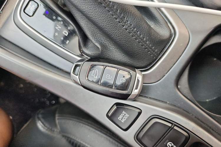 Used Hyundai Lafesta 2019 280TGDi Smart Speed Version China VI Standard Vehicle Key