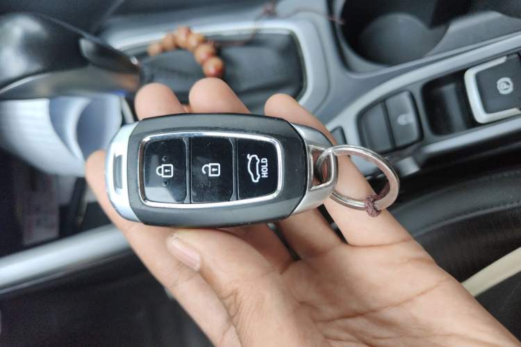 Used Hyundai Lafesta 2019 280TGDi Sport Edition China VI Vehicle Key