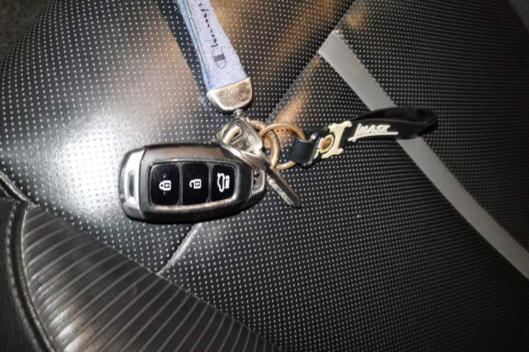 Used Hyundai Lafesta 2019 280TGDi Smart Speed Version China VI Standard Vehicle Key