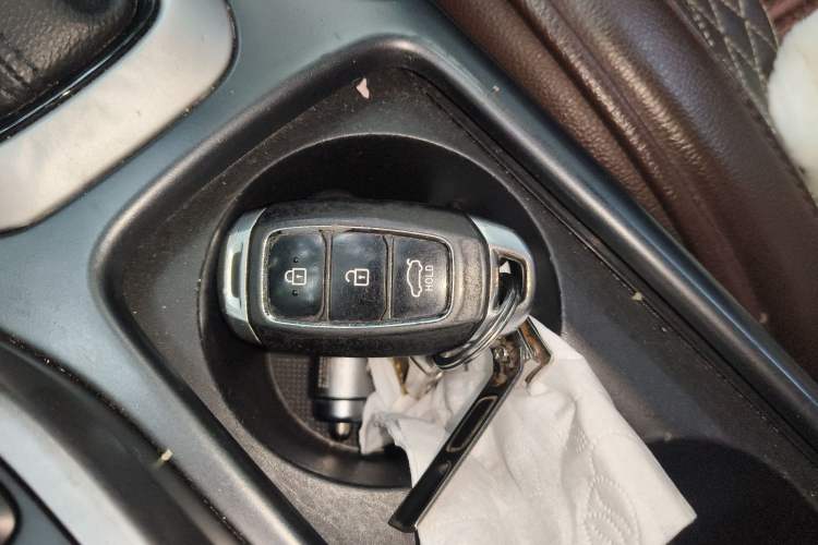 Used Hyundai Lafesta 2019 280TGDi Smart Speed Version China VI Standard Vehicle Key