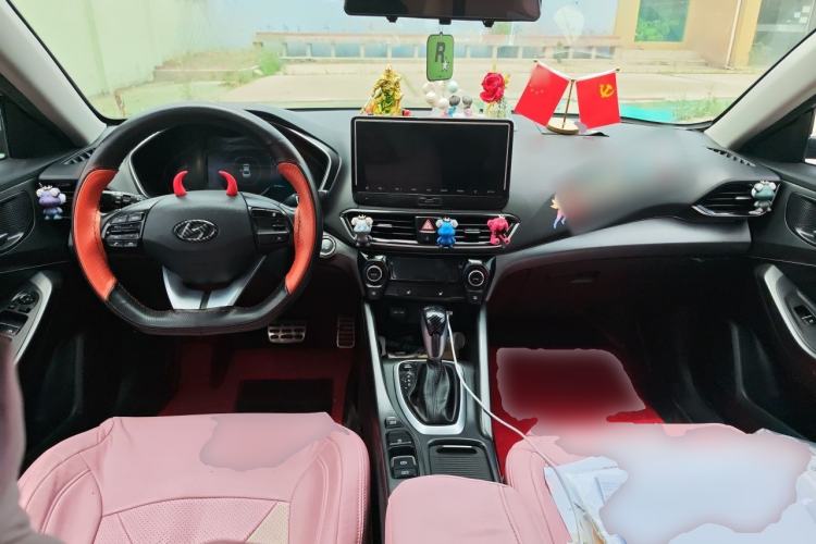Used Hyundai Lafesta 2019 280TGDi Smart Speed Version China V Standard Center Console