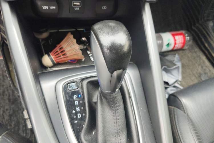 Used Hyundai Lafesta 2019 280TGDi Smart Speed Version China VI Standard Gear Lever