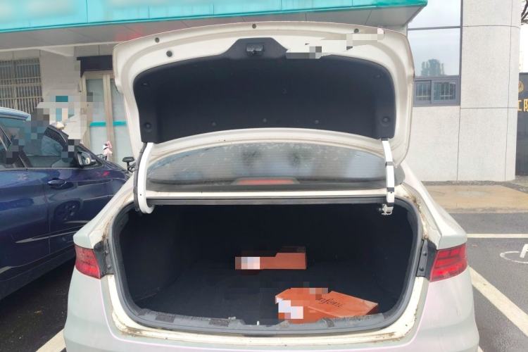 Used Hyundai Lafesta 2019 280TGDi Smart Speed Version China VI Standard Trunk
