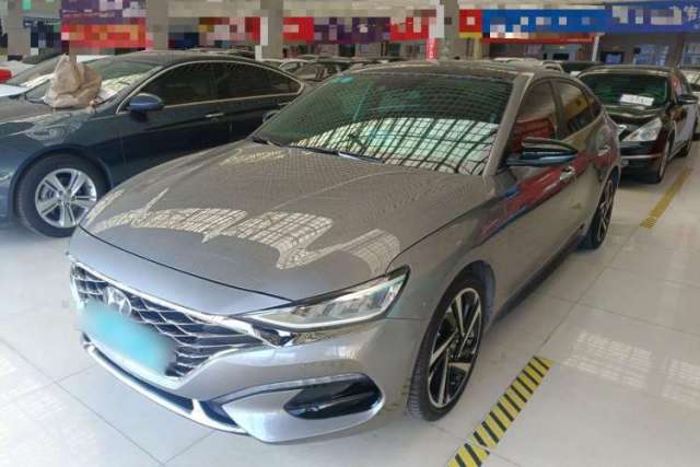 Ojetý Hyundai Lafesta 2019 280TGDi Prestige Edition China VI Standard