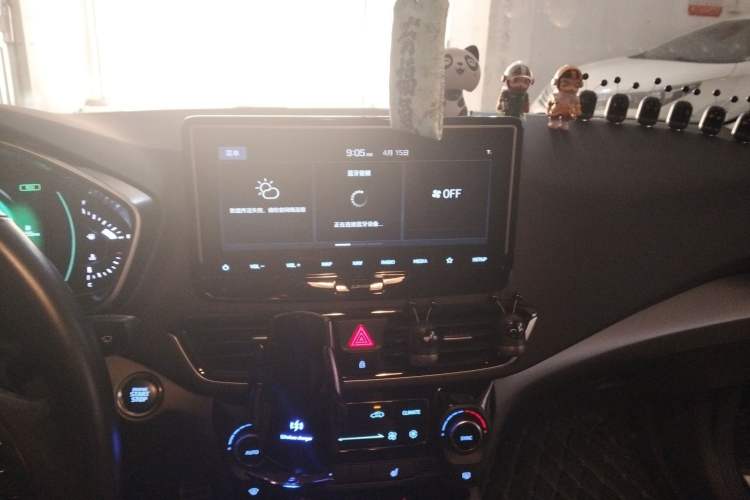 Used Hyundai Lafesta 2019 280TGDi Smart Speed Version China VI Standard Audio And AC Panel