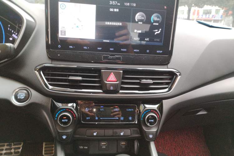 Used Hyundai Lafesta 2019 280TGDi Smart Speed Version China VI Standard Audio And AC Panel