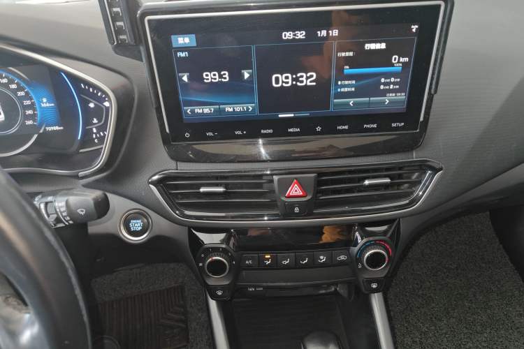Used Hyundai Lafesta 2019 280TGDi Sport Edition China VI Audio And AC Panel