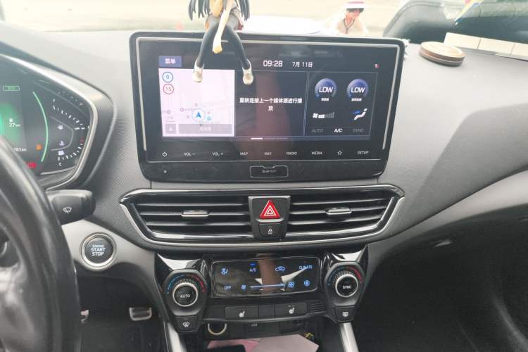 Used Hyundai Lafesta 2019 280TGDi Smart Speed Version China VI Standard Audio And AC Panel