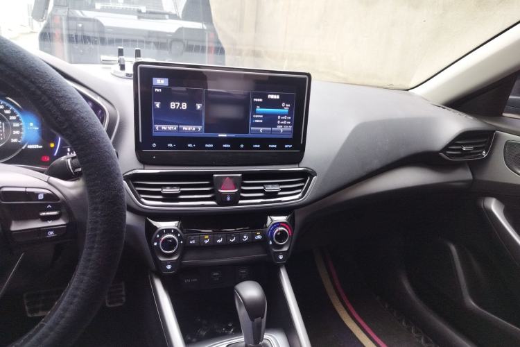 Used Hyundai Lafesta 2019 280TGDi Sport Edition China VI Center Console
