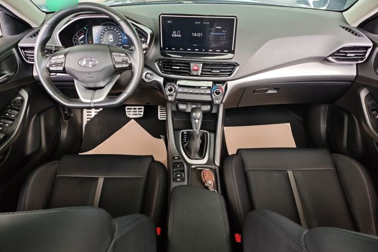 Used Hyundai Lafesta 2019 280TGDi Sport Edition China VI Center Console