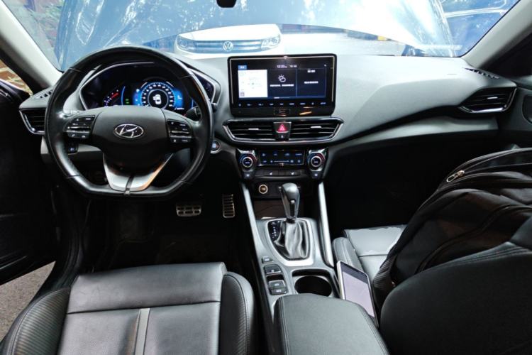 Used Hyundai Lafesta 2019 280TGDi Smart Speed Version China VI Standard Center Console