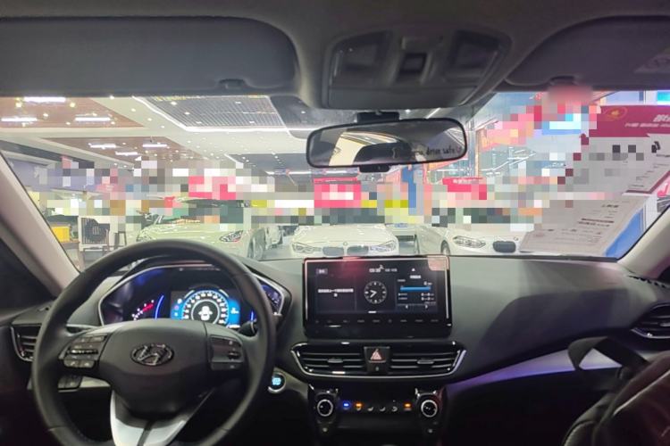 Used Hyundai Lafesta 2019 280TGDi Sport Edition China VI Center Console