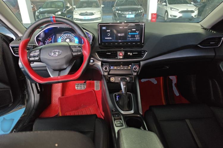 Used Hyundai Lafesta 2019 280TGDi Sport Edition China VI Center Console