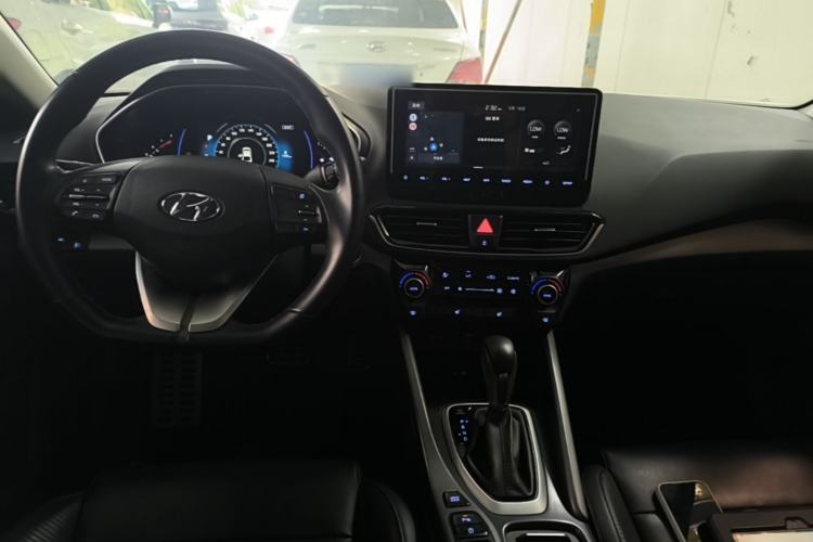 Used Hyundai Lafesta 2019 280TGDi Smart Edition China VI Standard Center Console
