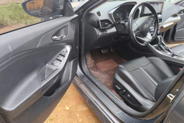 Used Hyundai Lafesta 2019 280TGDi Smart Edition China VI Standard Driver Seat