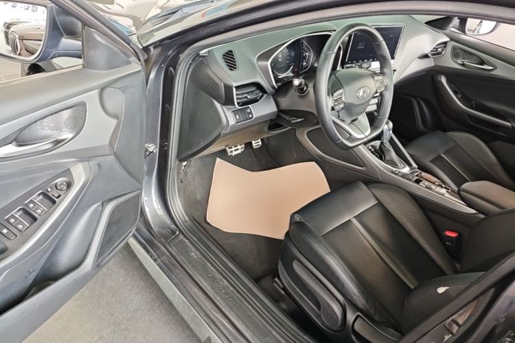 Used Hyundai Lafesta 2019 280TGDi Sport Edition China VI Driver Seat