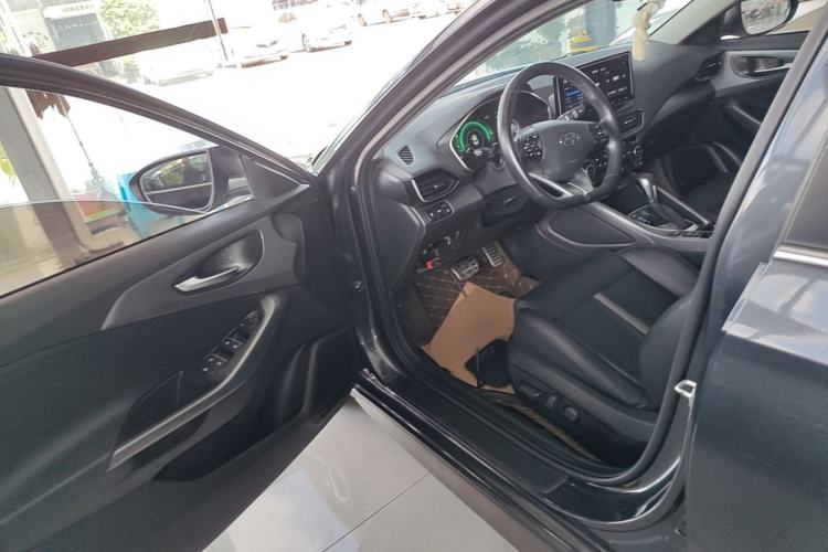 Used Hyundai Lafesta 2019 280TGDi Smart Edition China VI Standard Driver Seat