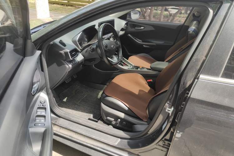 Used Hyundai Lafesta 2019 280TGDi Smart Speed Version China VI Standard Driver Seat