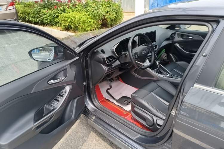 Used Hyundai Lafesta 2019 280TGDi Sport Edition China VI Driver Seat