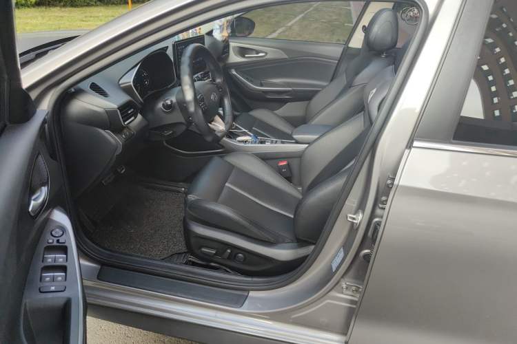 Used Hyundai Lafesta 2019 280TGDi Smart Speed Version China V Standard Driver Seat