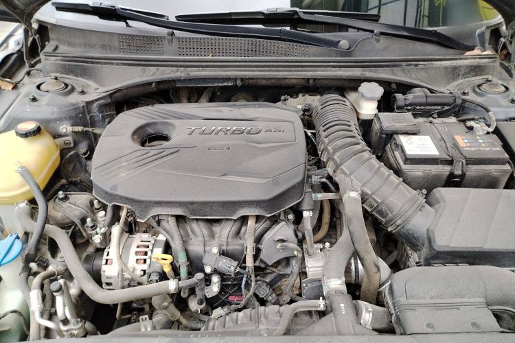 Used Hyundai Lafesta 2019 280TGDi Smart Speed Version China VI Standard Engine Bay