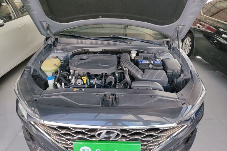 Used Hyundai Lafesta 2019 280TGDi Smart Edition China VI Standard Engine Bay