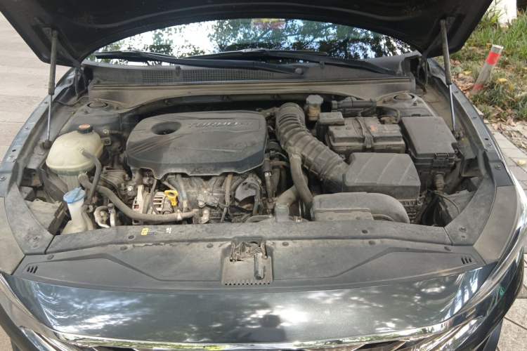 Used Hyundai Lafesta 2019 280TGDi Smart Speed Version China VI Standard Engine Bay