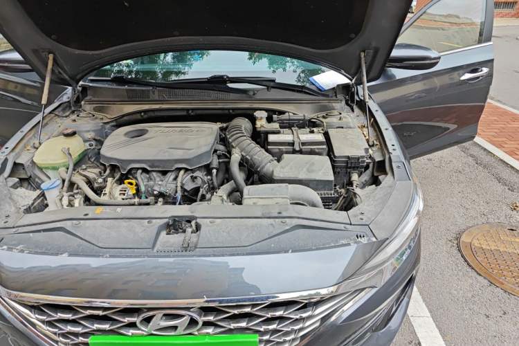 Used Hyundai Lafesta 2019 280TGDi Smart Speed Version China VI Standard Engine Bay Left