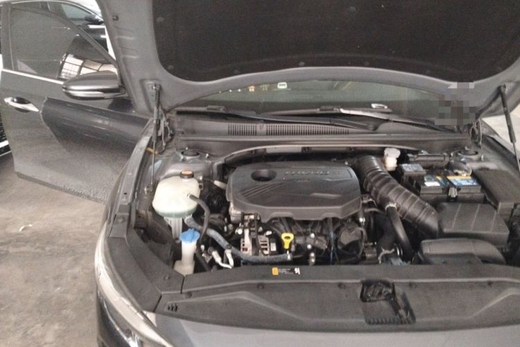 Used Hyundai Lafesta 2019 280TGDi Smart Speed Version China VI Standard Engine Bay Right