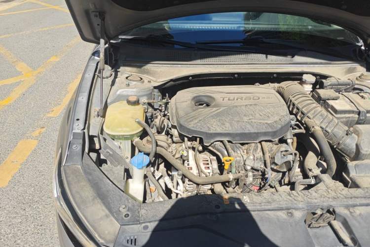 Used Hyundai Lafesta 2019 280TGDi Smart Edition China VI Standard Engine Bay Right