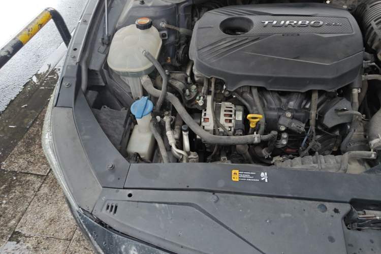 Used Hyundai Lafesta 2019 280TGDi Smart Speed Version China VI Standard Engine Bay Right