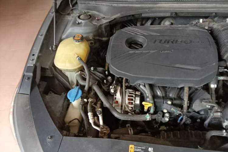 Used Hyundai Lafesta 2019 280TGDi Smart Speed Version China VI Standard Engine Bay Right