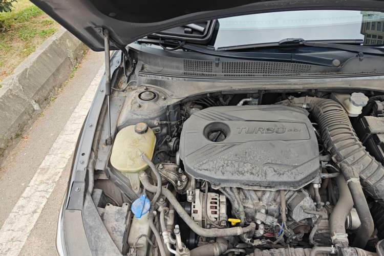Used Hyundai Lafesta 2019 280TGDi Smart Edition China VI Standard Engine Bay Right