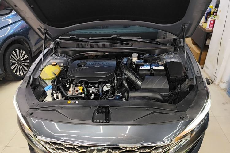 Used Hyundai Lafesta 2019 280TGDi Prestige Edition China VI Standard Engine Bay